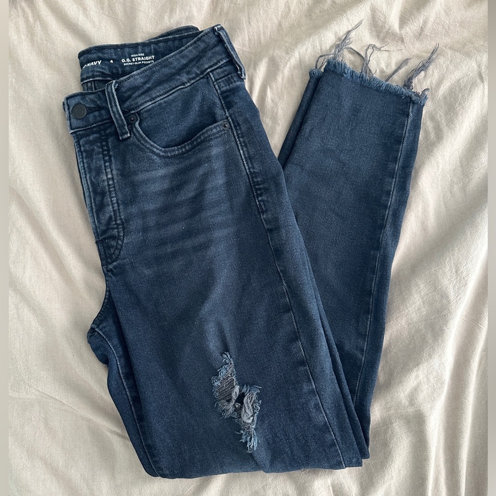 Old Navy High-Rise O.G. Straight Black Distressed Jeans